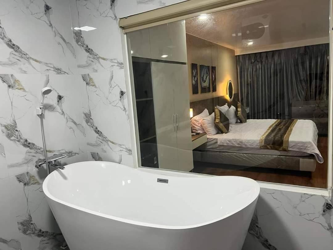 Luxury Hotel 2 Hp- By Bay Luxury Hai Phong Eksteriør bilde
